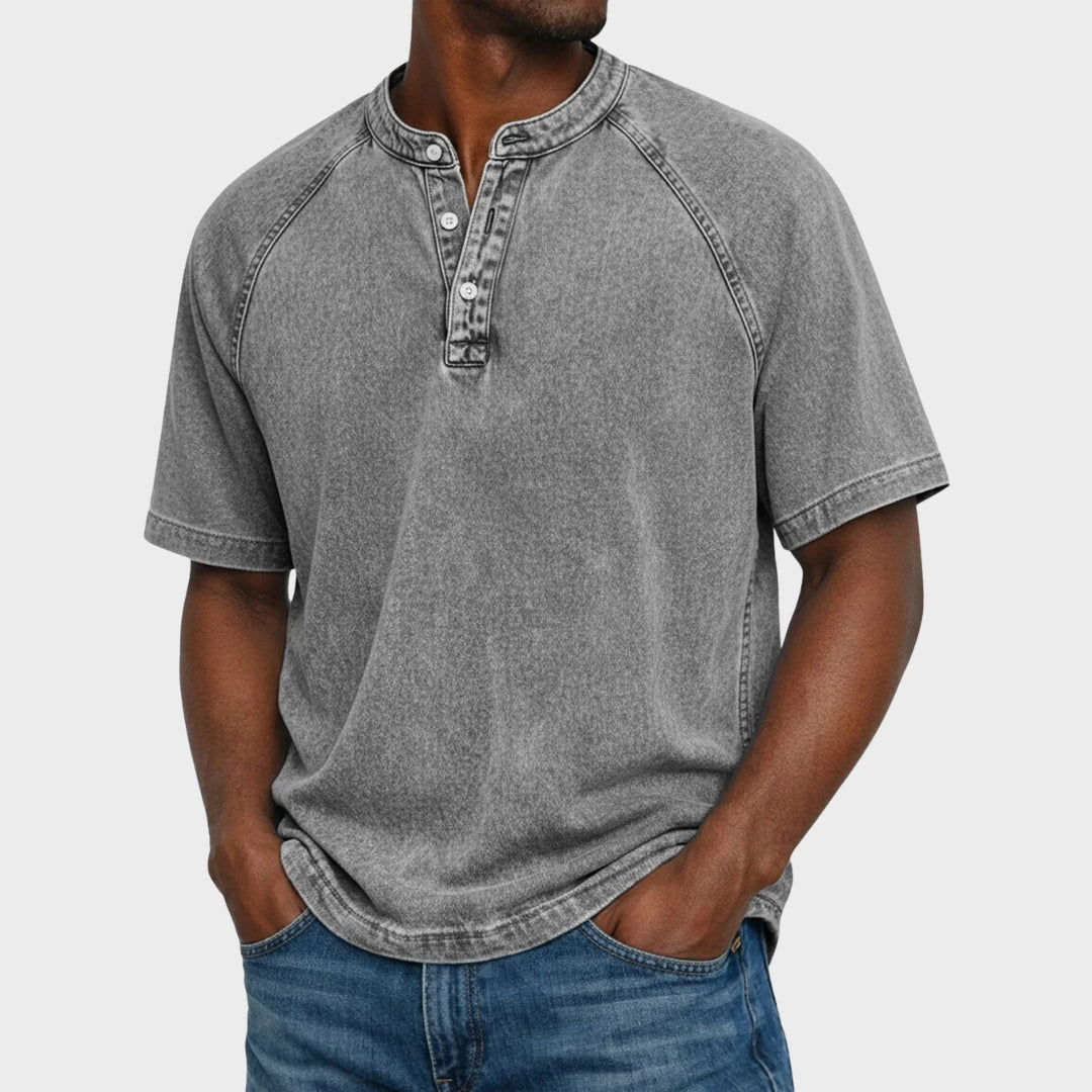 Pedro - T-shirt Vintage com Botões