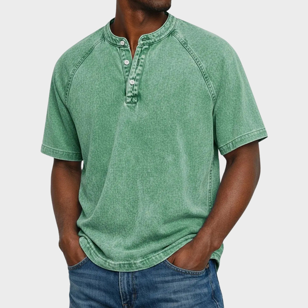 Pedro - T-shirt Vintage com Botões