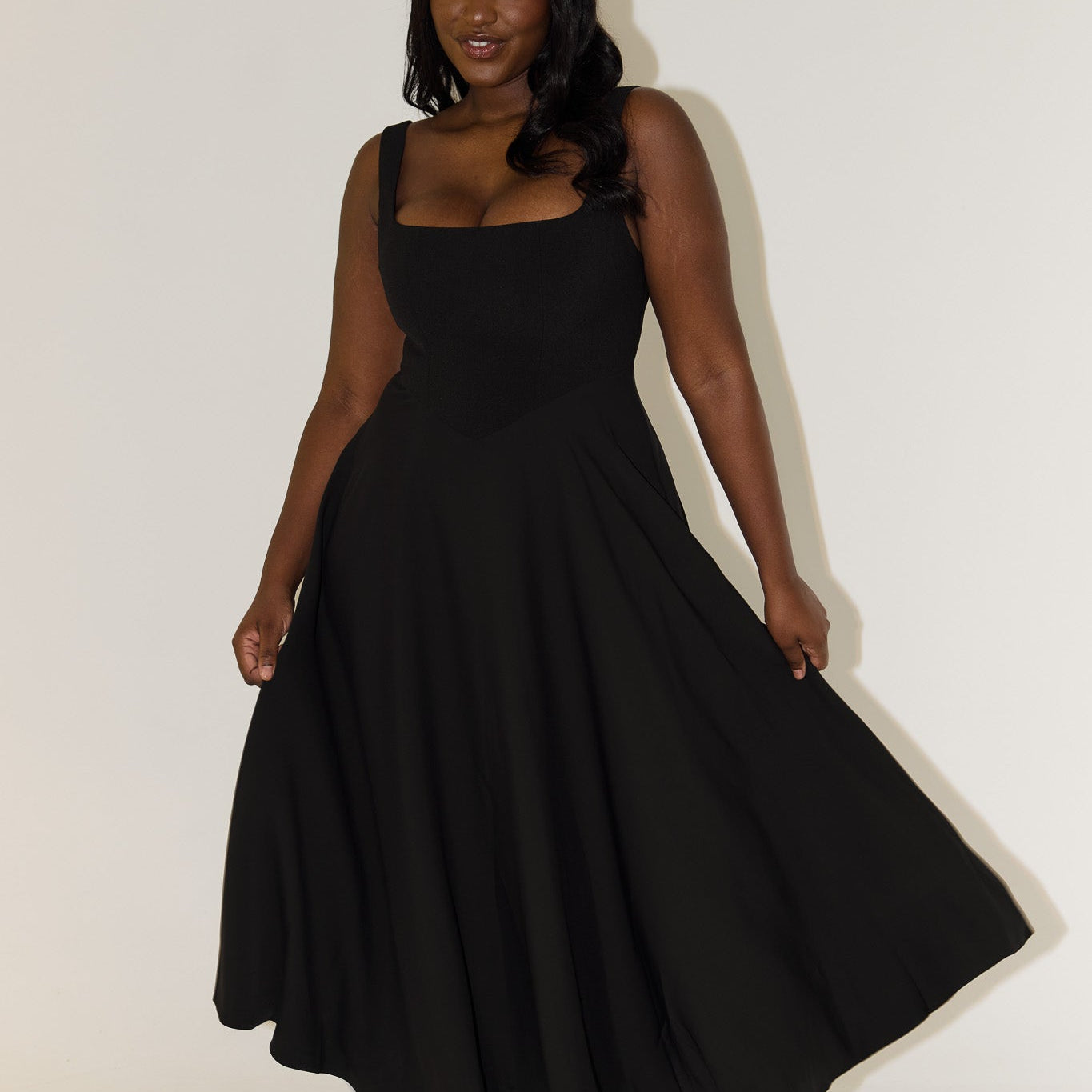 Amélia - Vestido Midi Intemporal