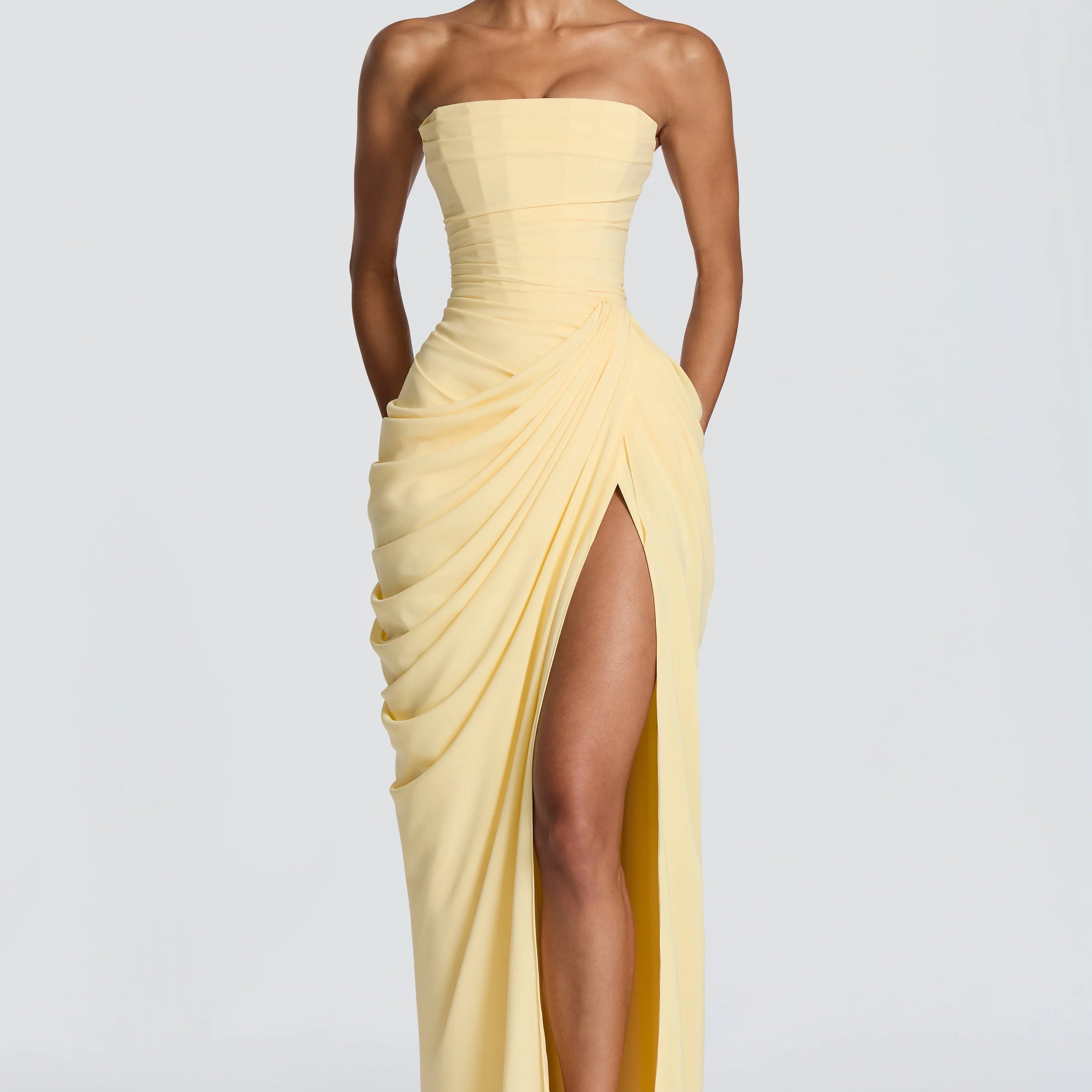 Adriana - Vestido Longo Drapeado com Fenda