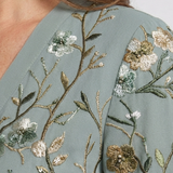 Elga – Vestido longo florido com decote em V